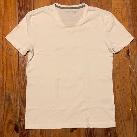 White Banana Republic T-Shirt
